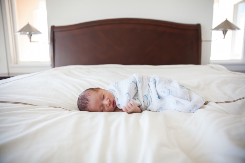 seattle newborn baby photographer