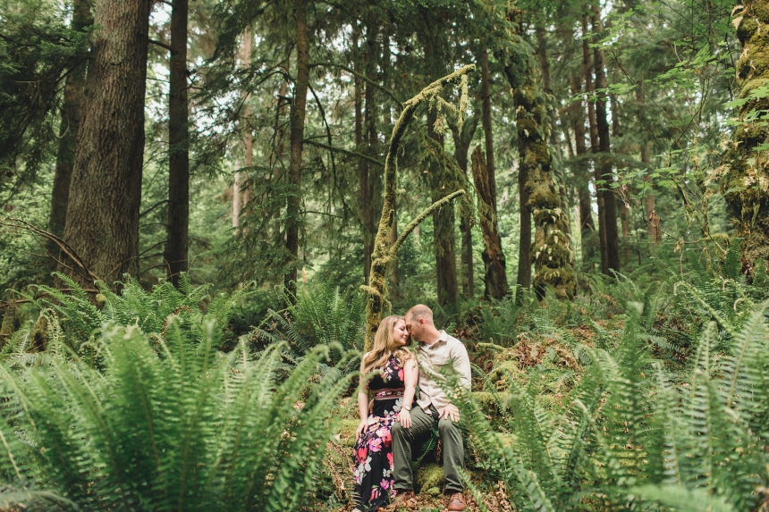 tacoma engagement photographer jeneva and daniel