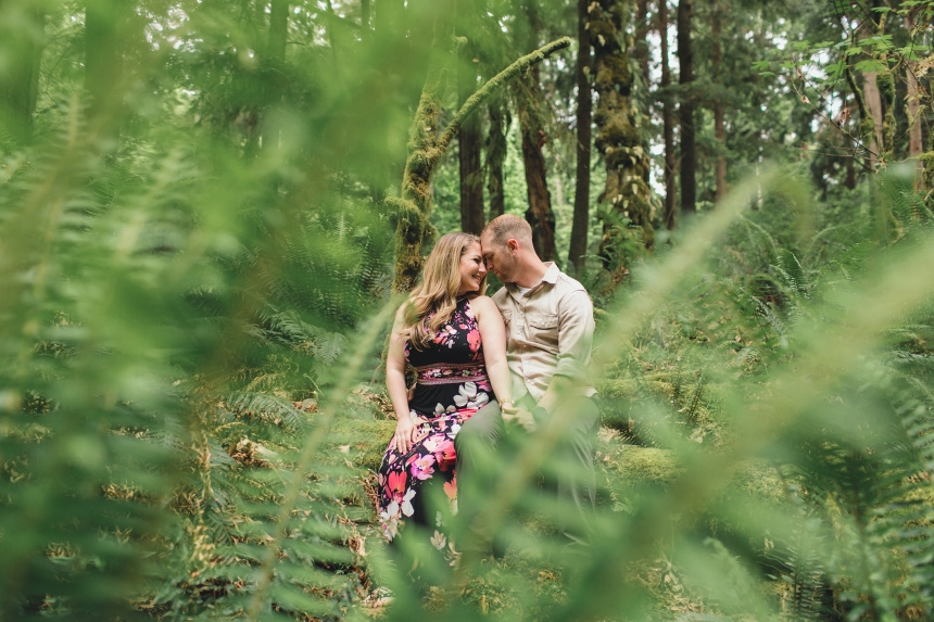 tacoma engagement photographer jeneva and daniel