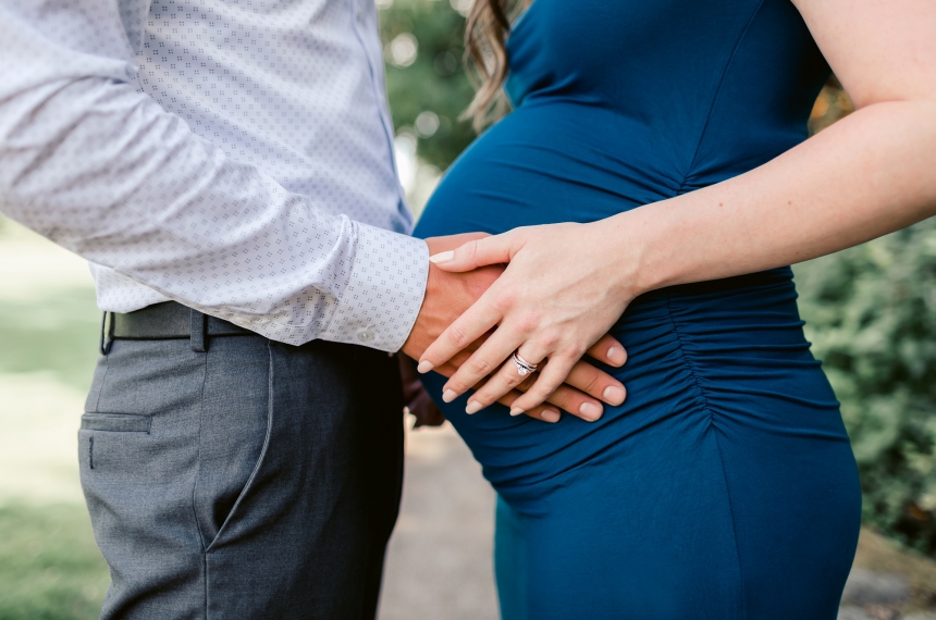 kirkland maternity photographer