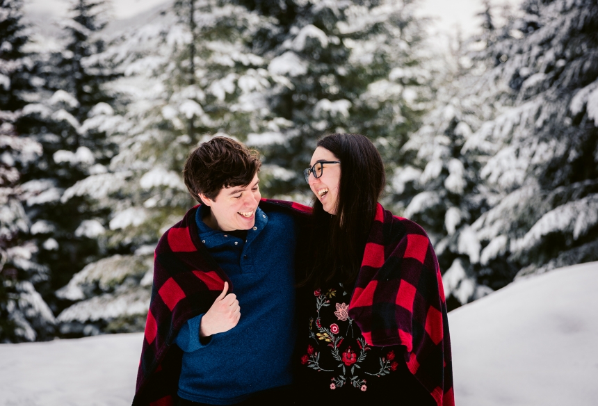 seattle engagement photographer