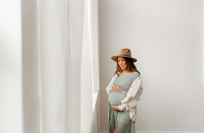 seattle maternity photographer