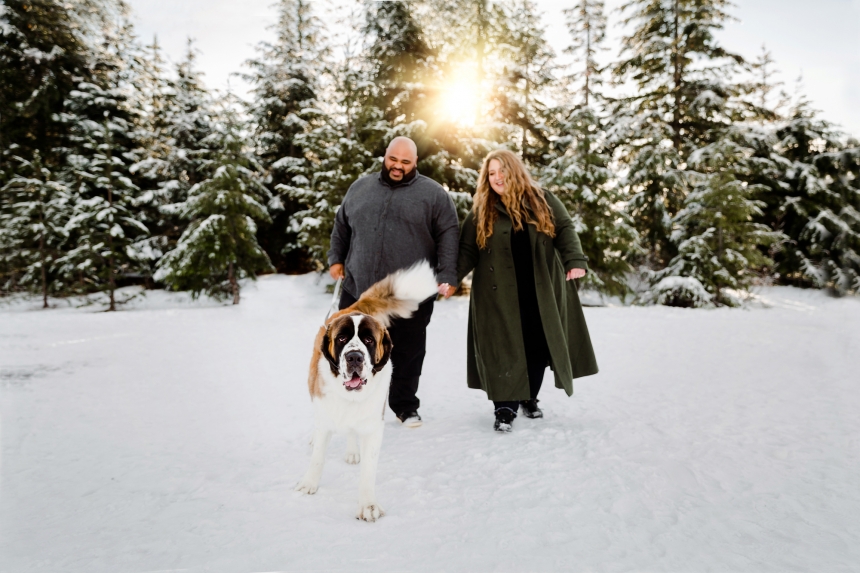 snoqualmie pass photographer engagement