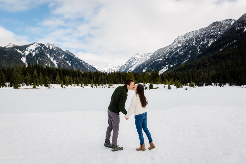 pnw engagement photographer